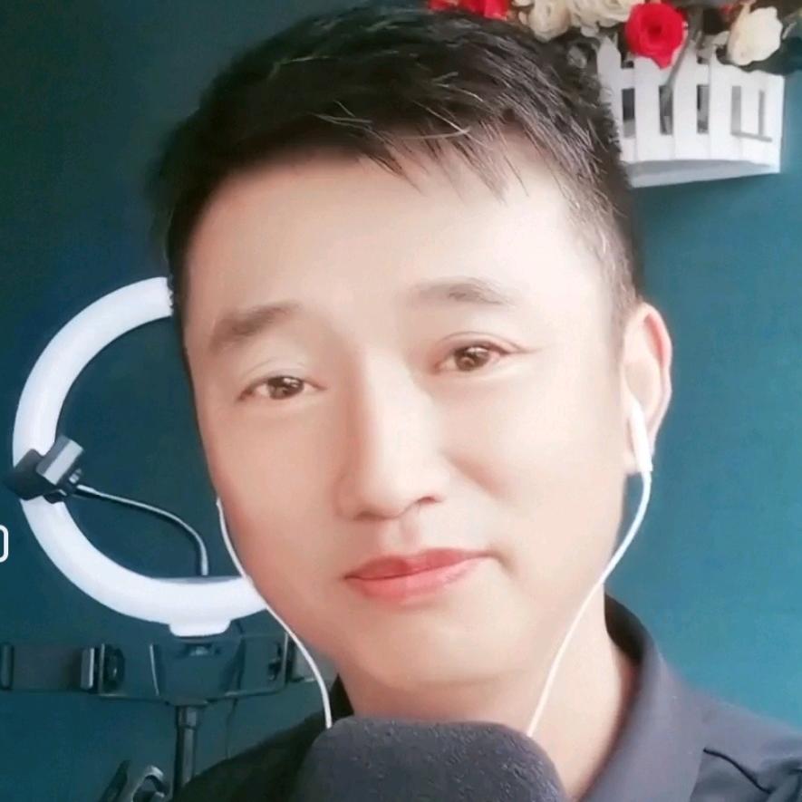 轩哥 🎤爱唱歌。