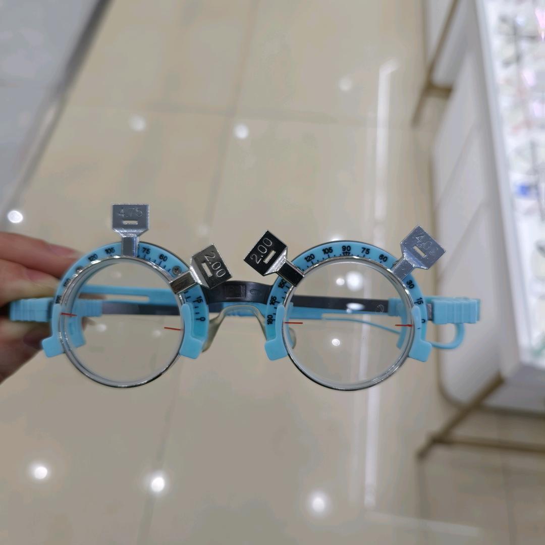 飞视达眼镜