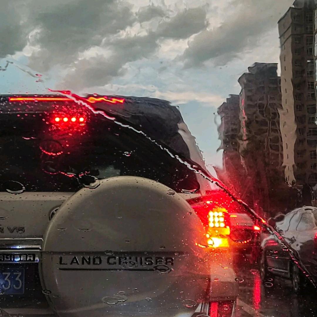 远赴.