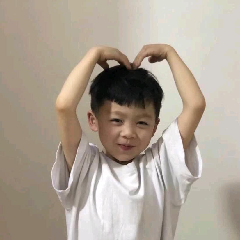 小刘不吃香菜🌈