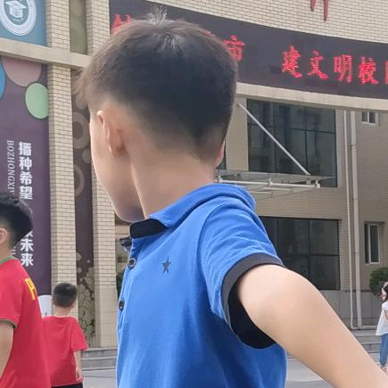 樊小西