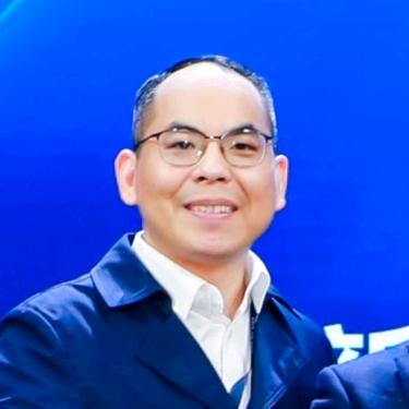 迪惟:专注大宅智能-老沈