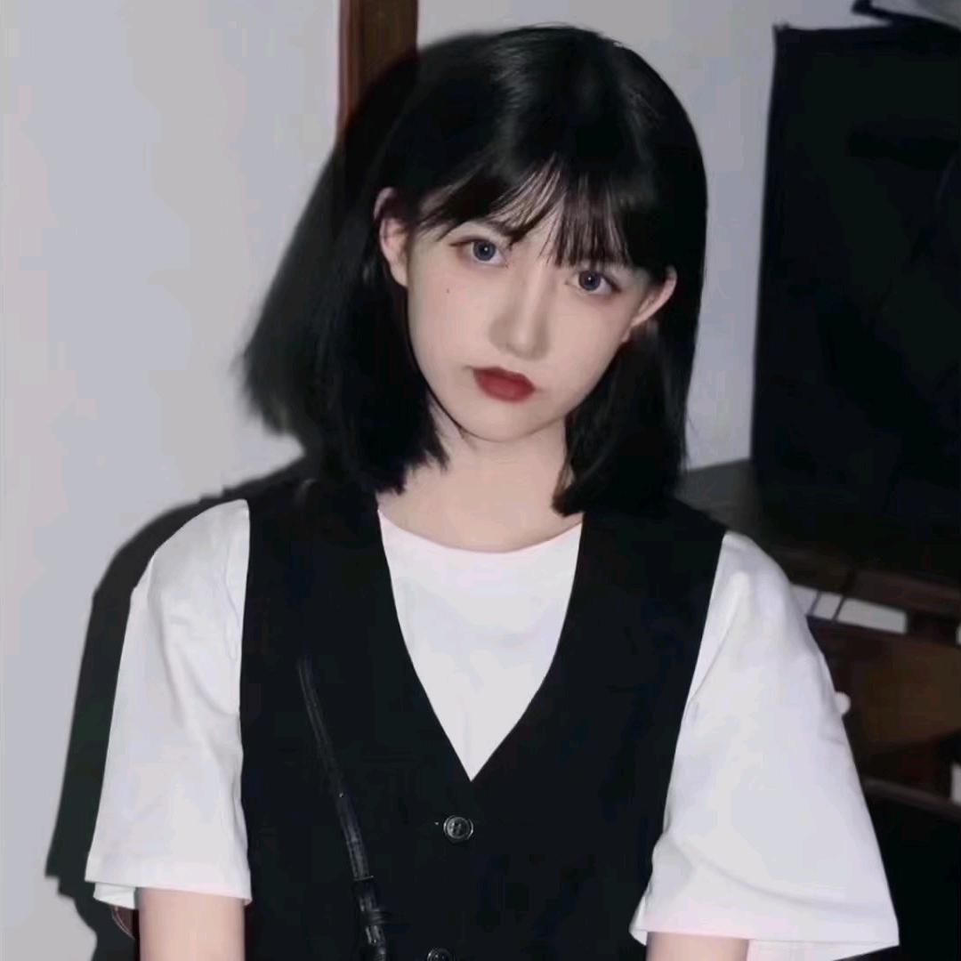 云想衣裳花想容！