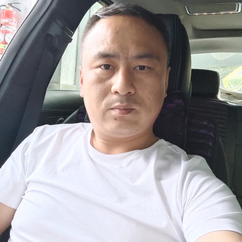 洪伟修车行