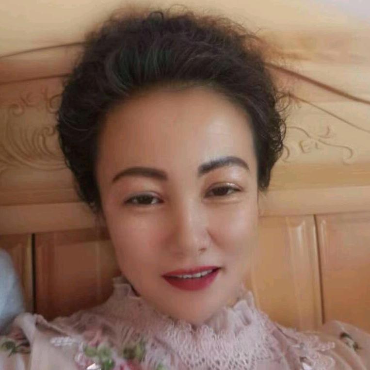 英君