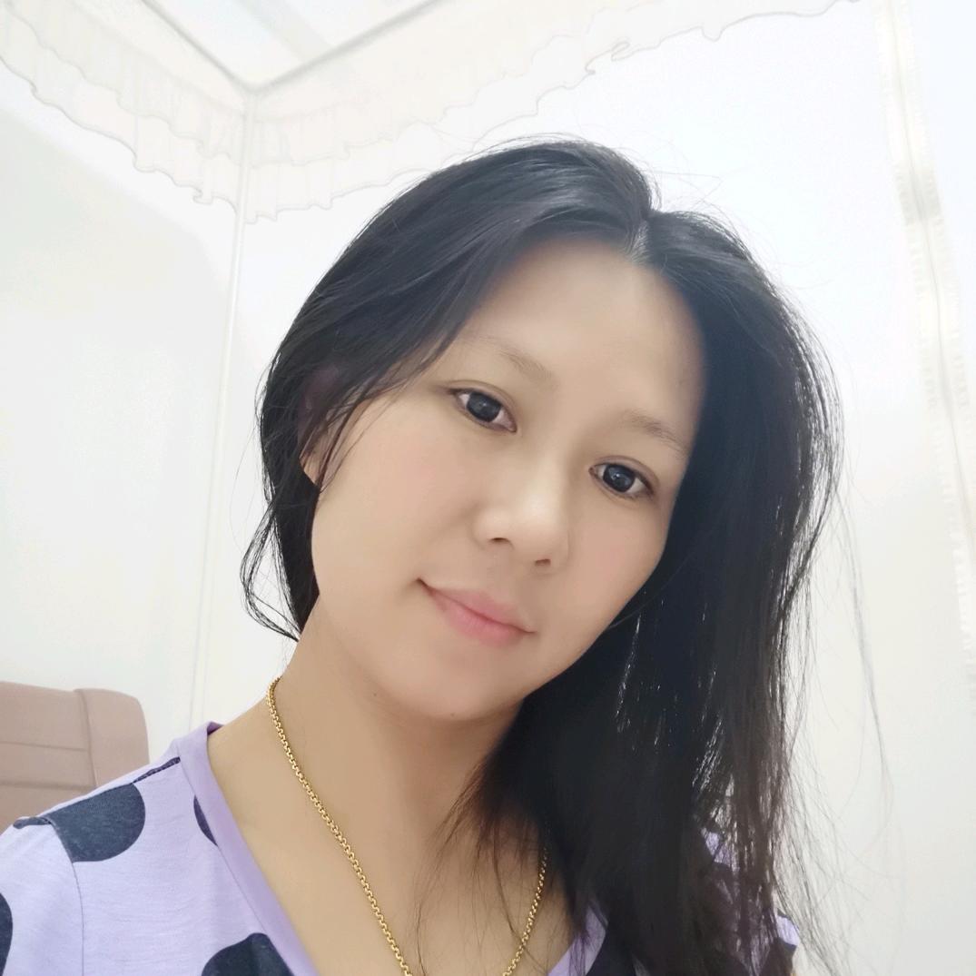 普宁市池尾邱钦珠服装经营部