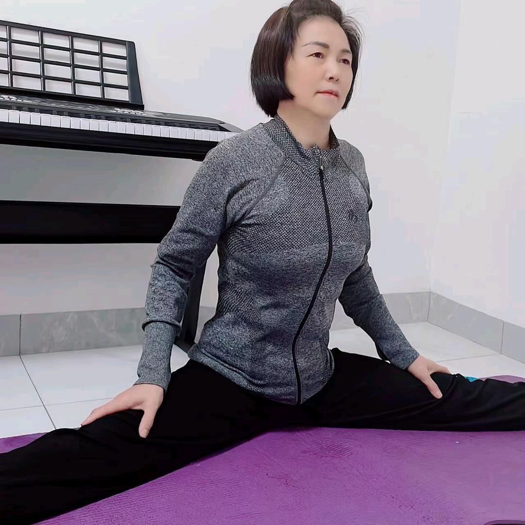 老李夫妇
