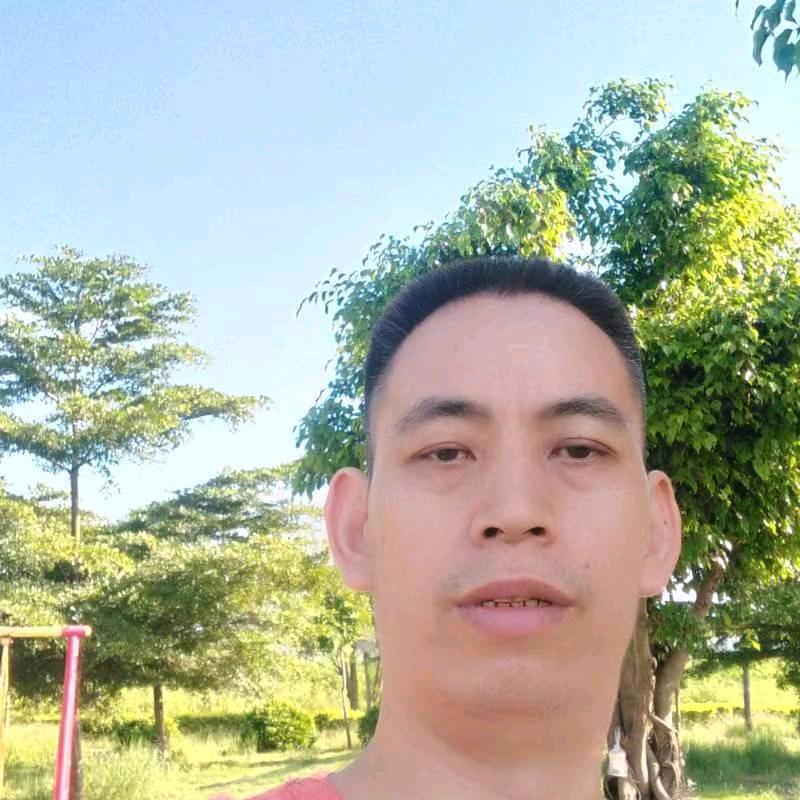 淡淡人生（不定时开播，该关注就关注）黃