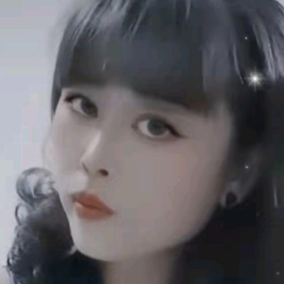 淡然^O^一笑