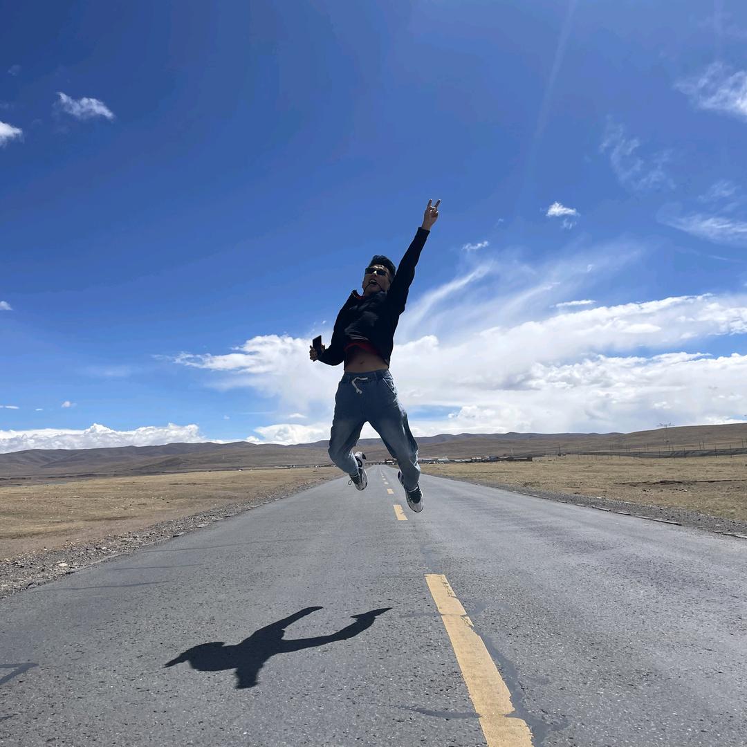 枷锁gg*　　            ╲