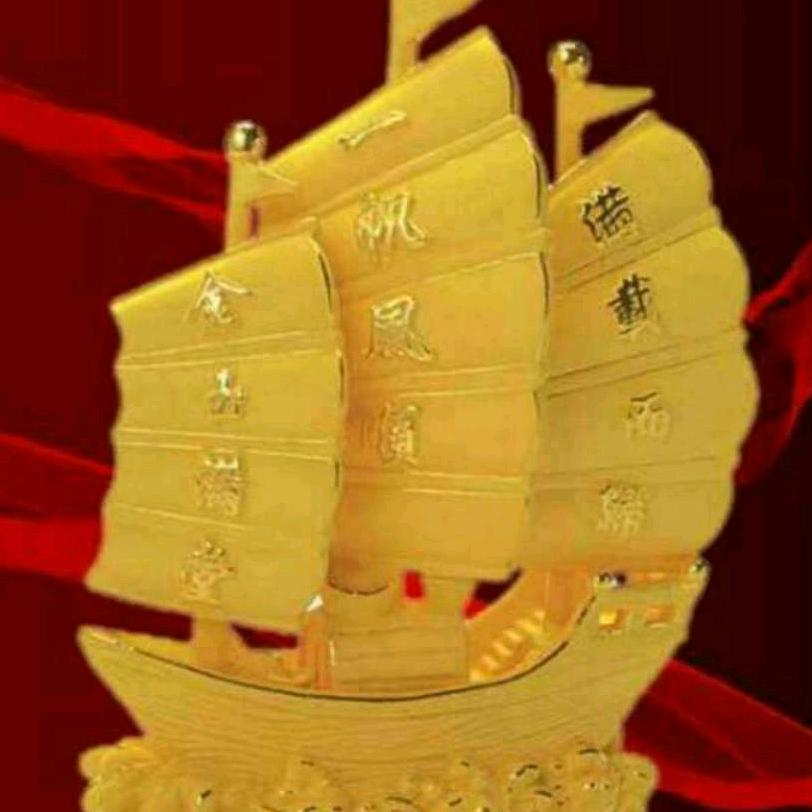 乳山炫衣阁精品女装(向阳街东侧)