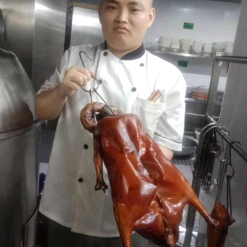 貴東（专程烧鸭、卤味，凉菜）