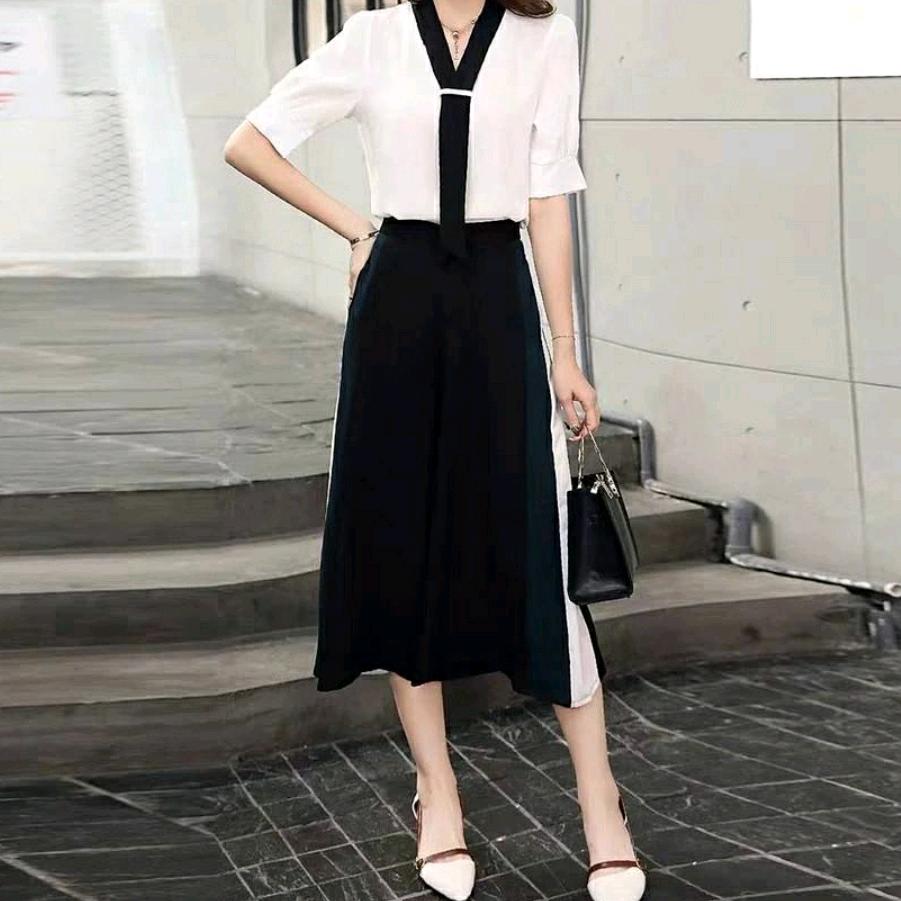 阜平县新美姿服装店