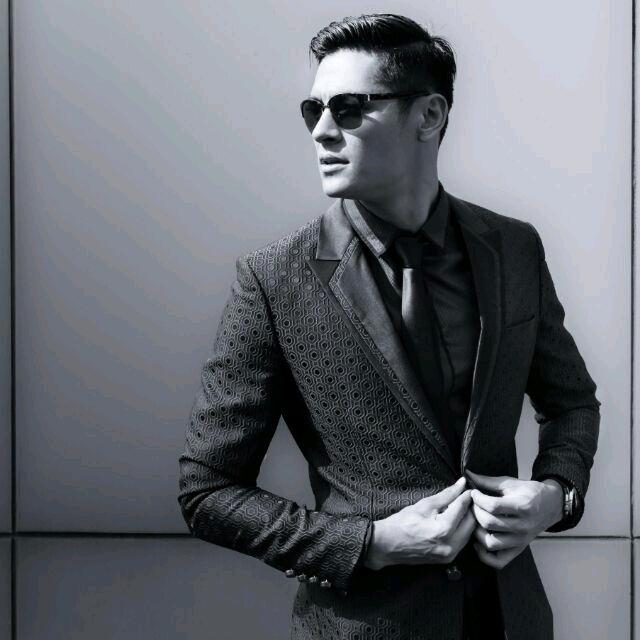 脚踩，烟锅巴。