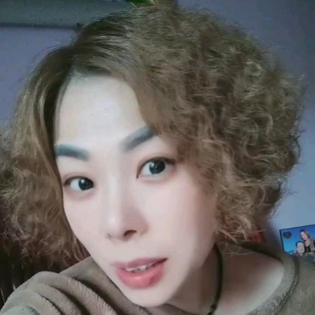 女王娜娜@