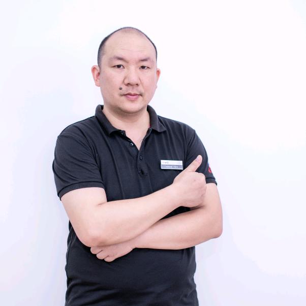 修奥迪的四个圈