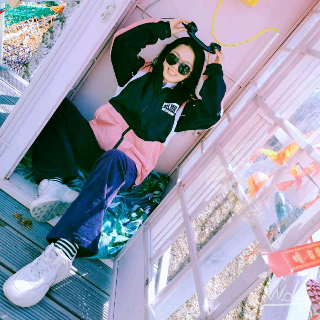 是博妞🐮啊🍊