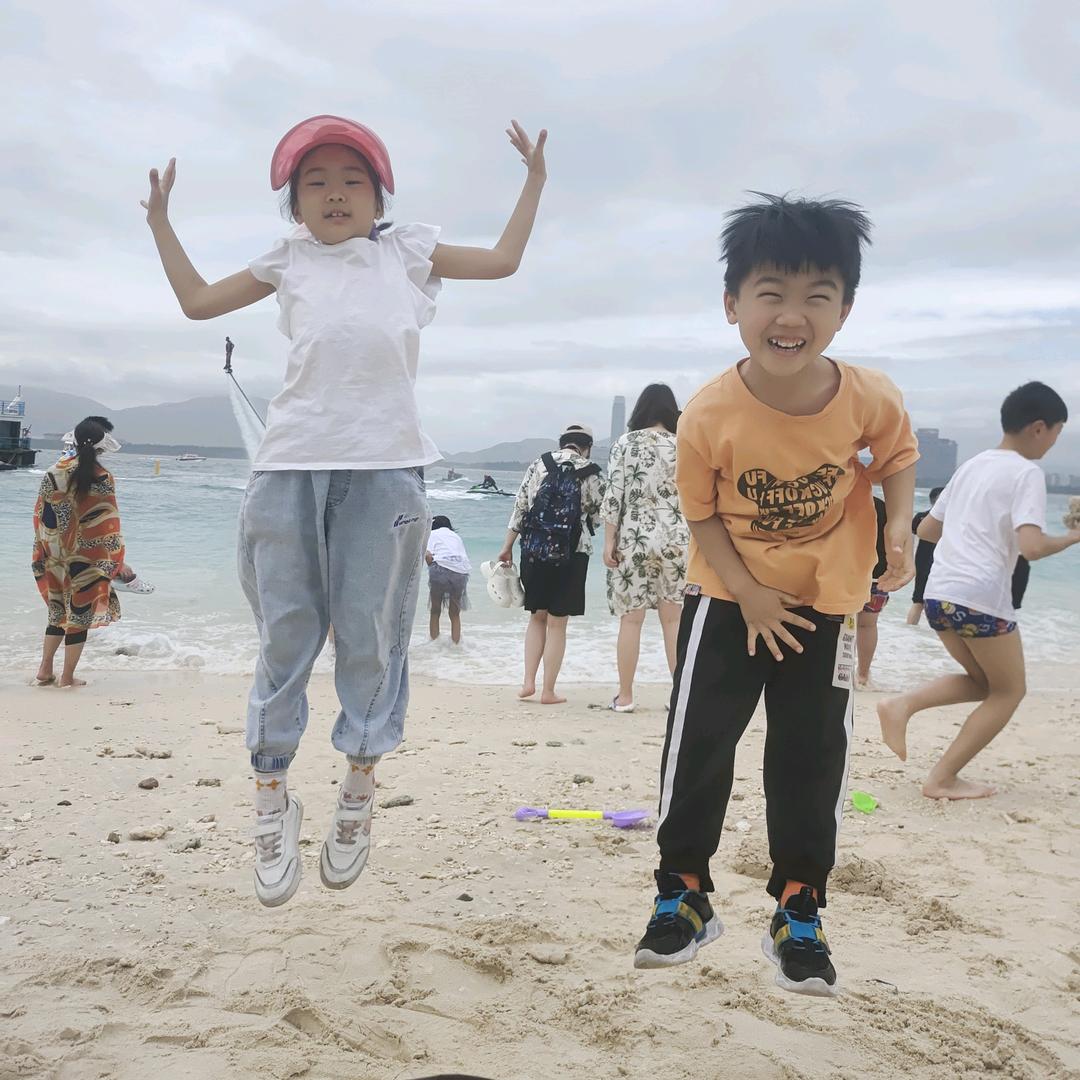 Linda and Kevin麻麻