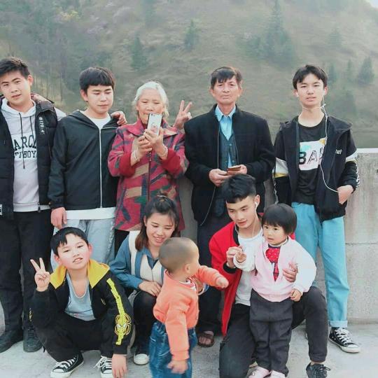 阳光老人