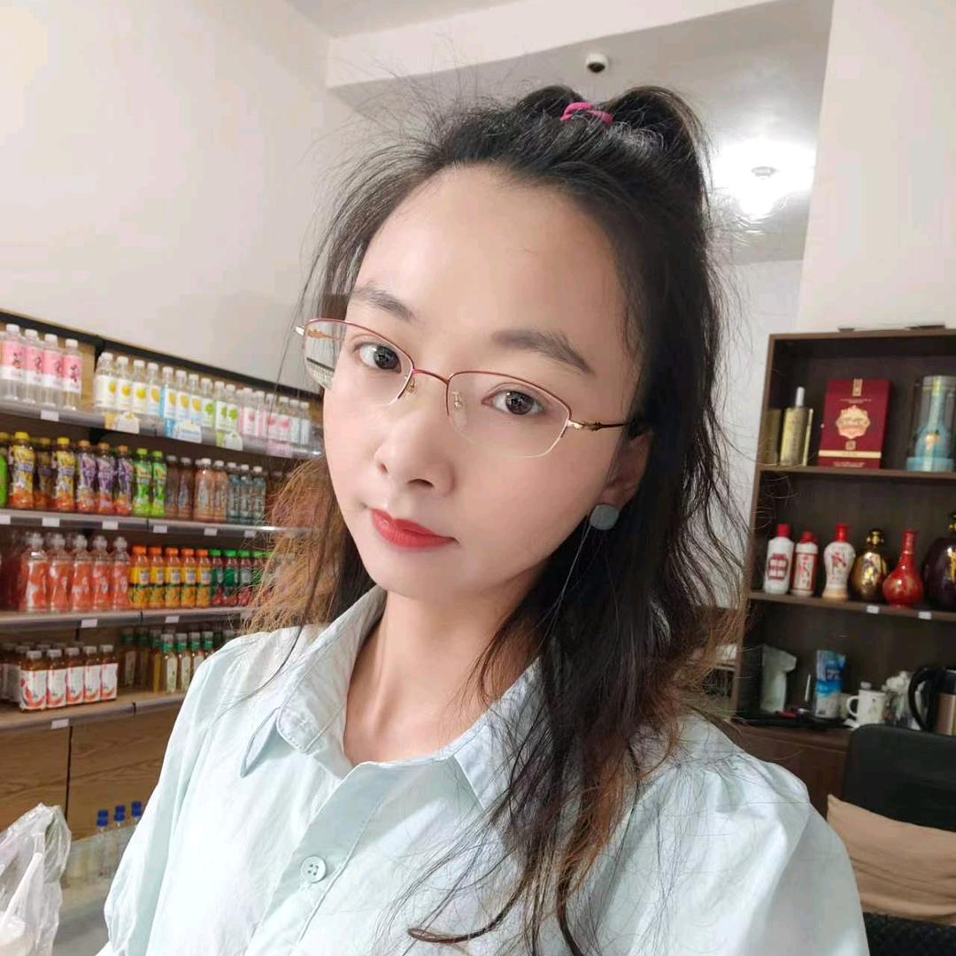 莉莉逛泸州