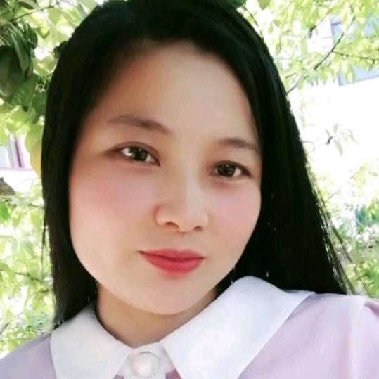 钟福香爱笑的眼睛