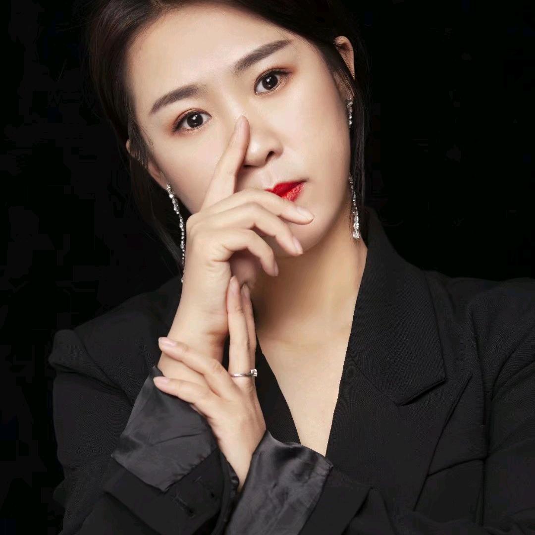 七台河晓雪发型设计连锁美发