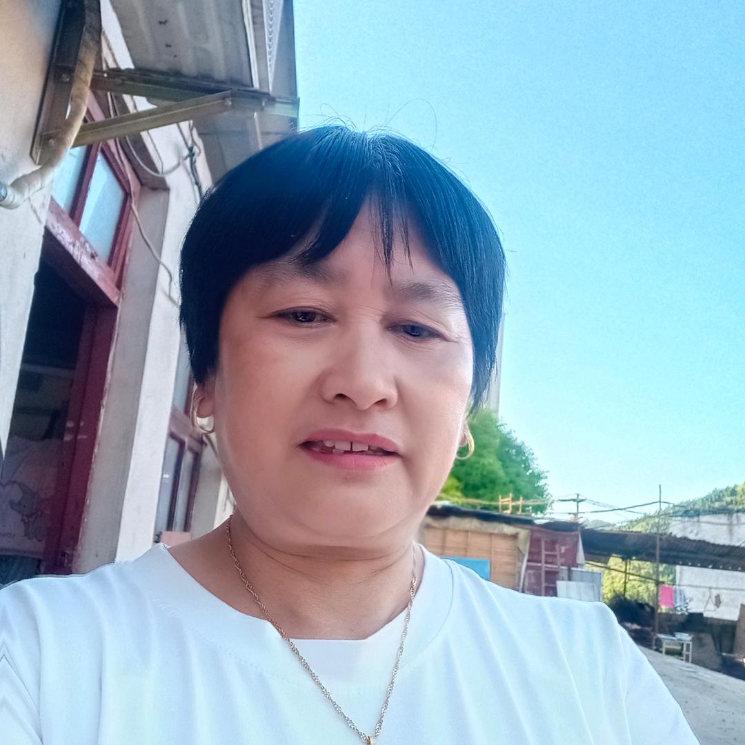 可爱的大帅哥。
