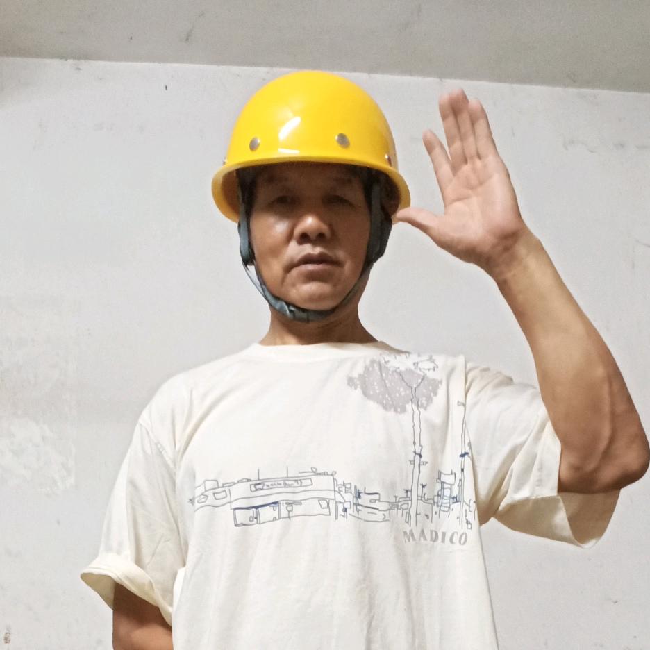 农民工在拼搏