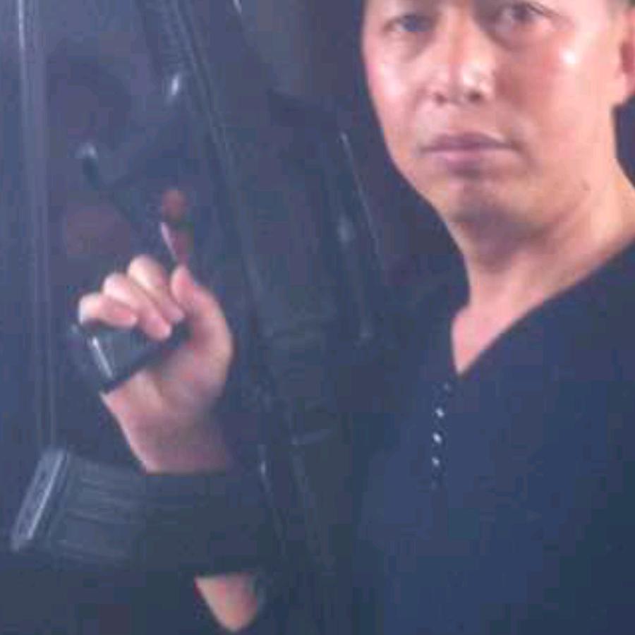 龙哥