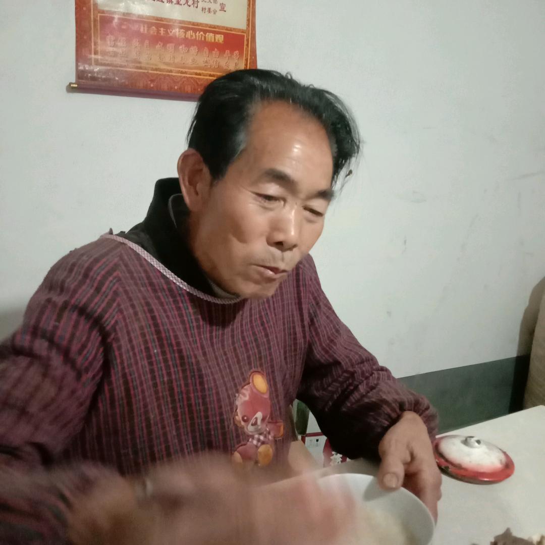 龙昆木
