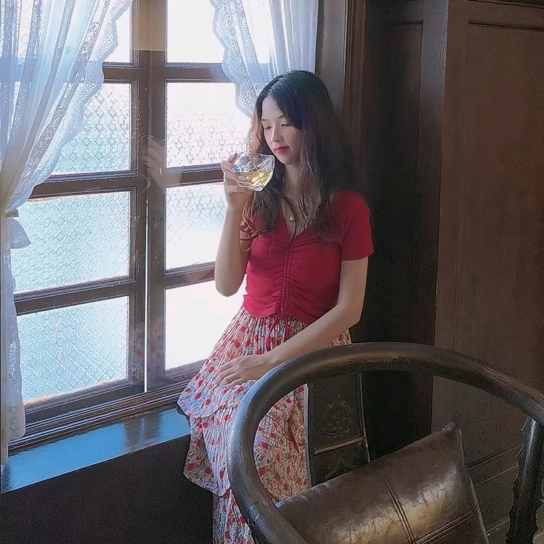 小爱妃