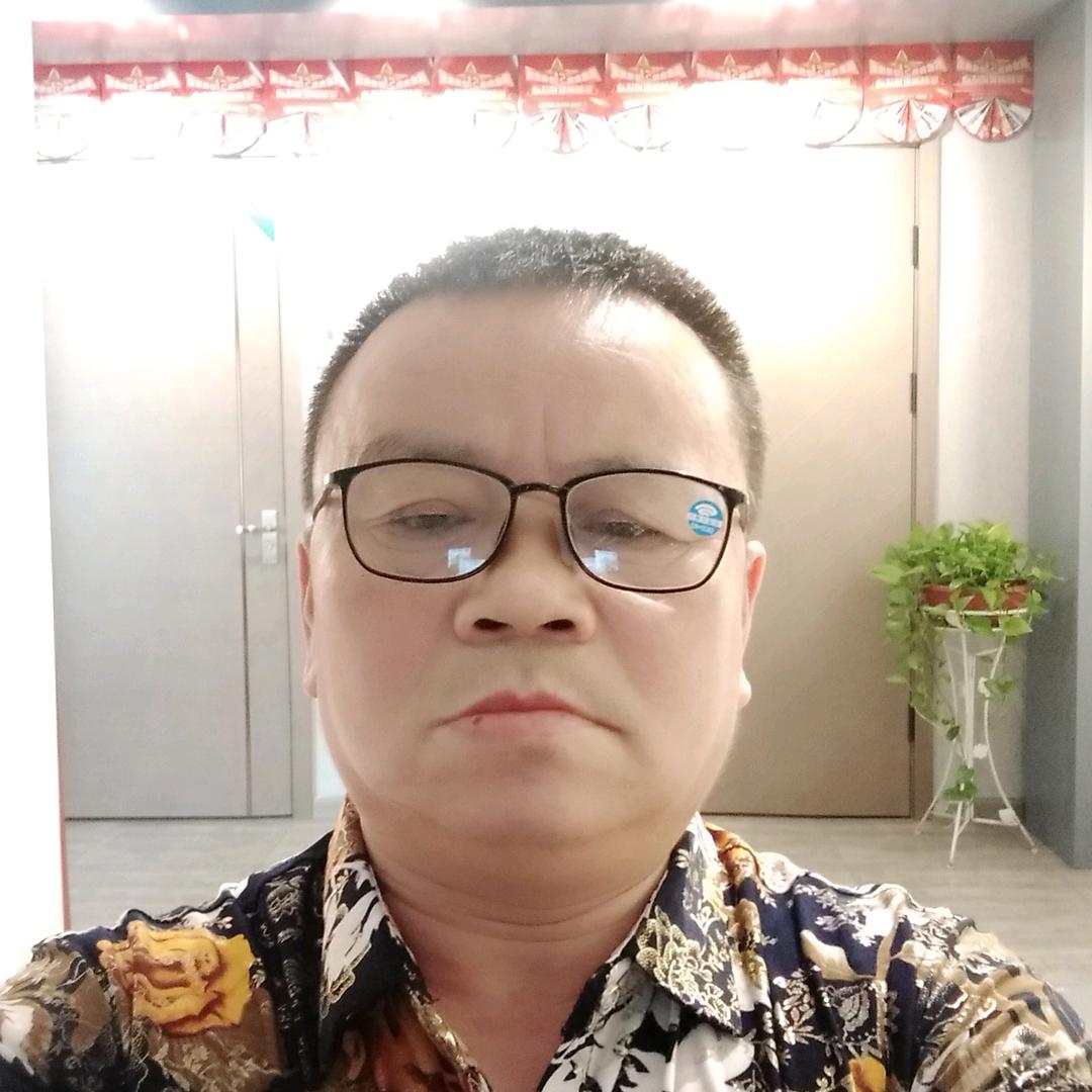 隔壁老王。