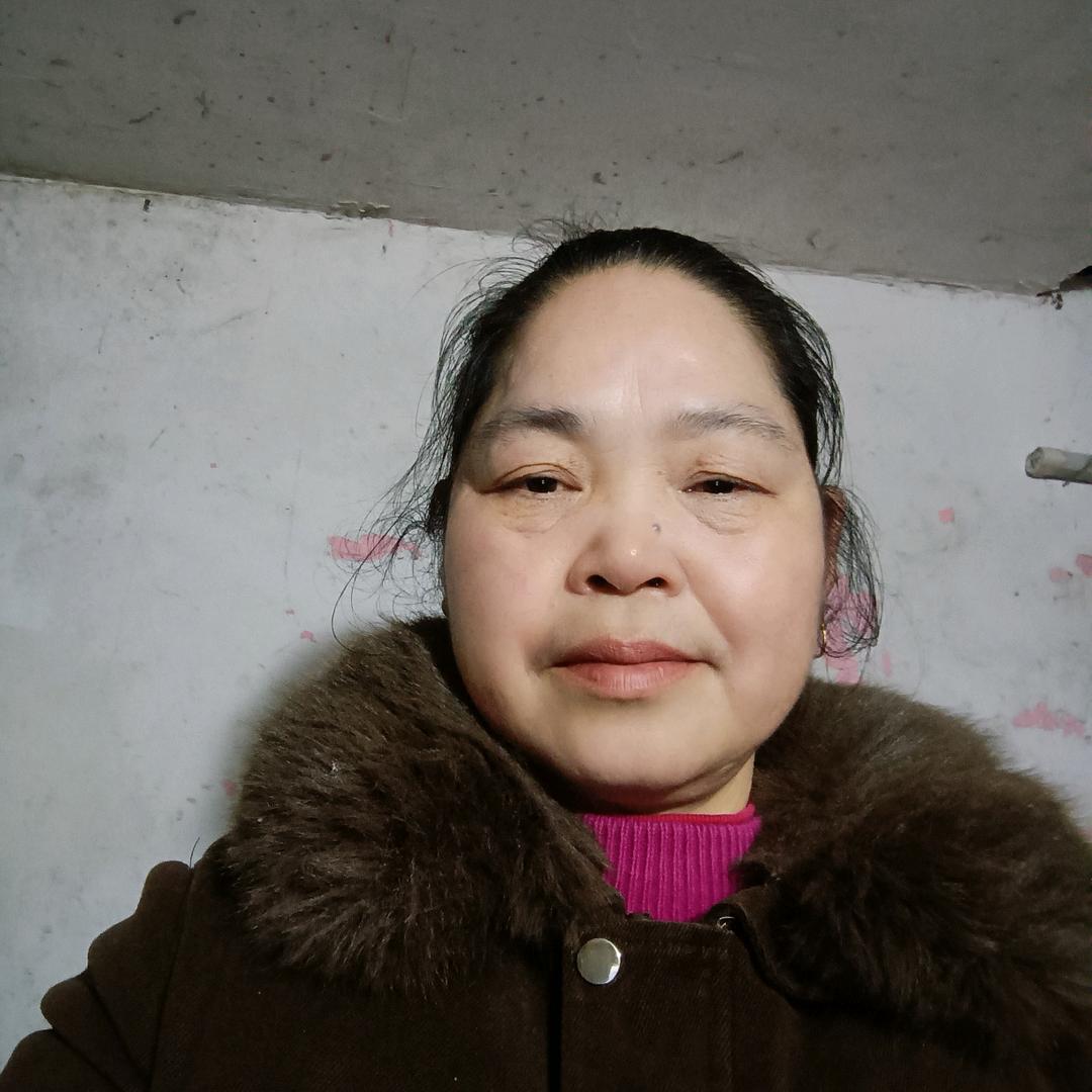 冯姐:
