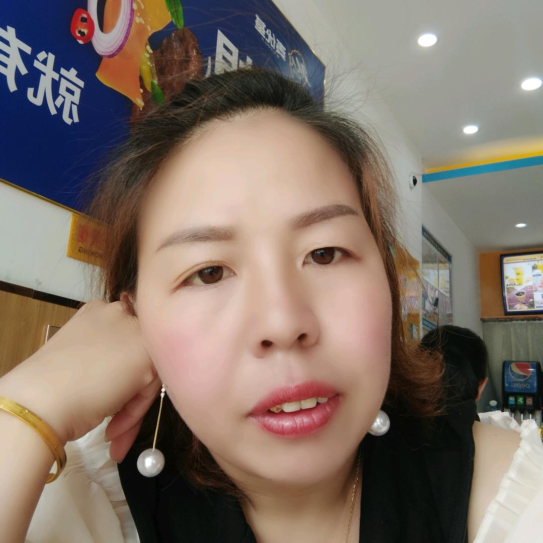 小头爸爸围裙妈妈