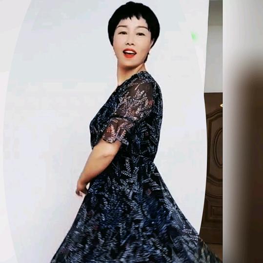 李娜～窗帘批发