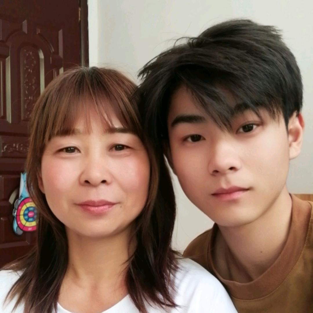 龚家媳妇。