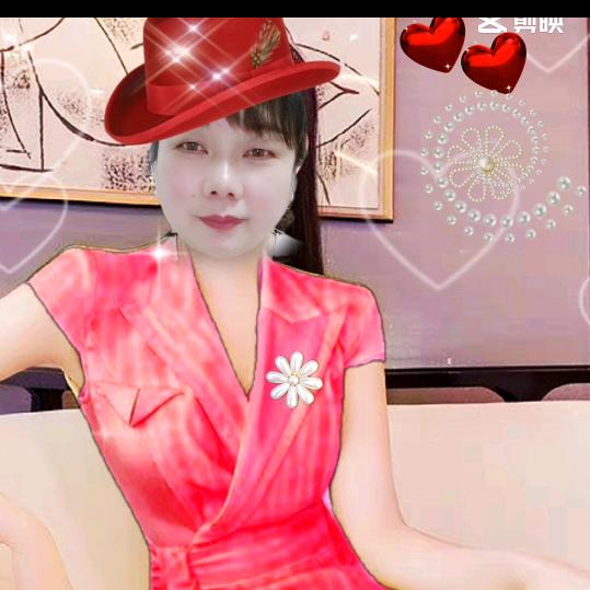 开心的芳芳❤🌹