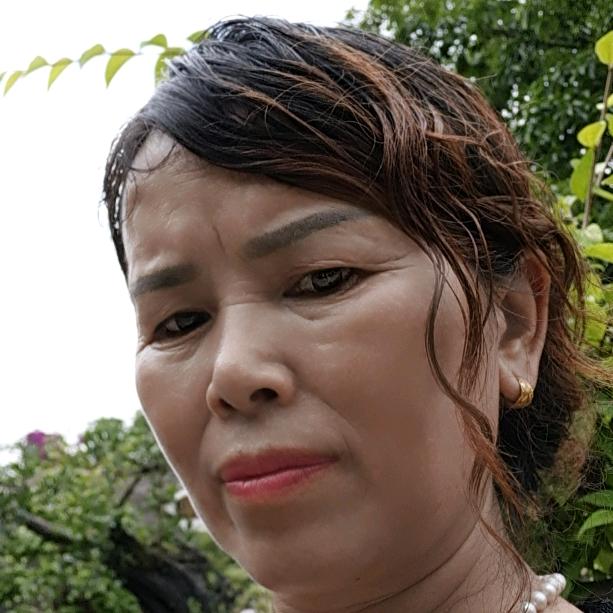 徐慧， 六七年十月羊