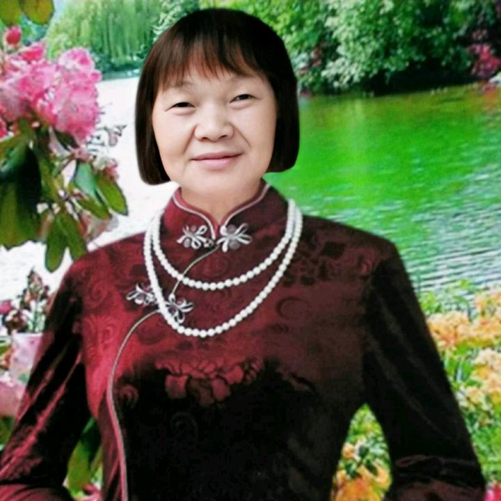 胡定英