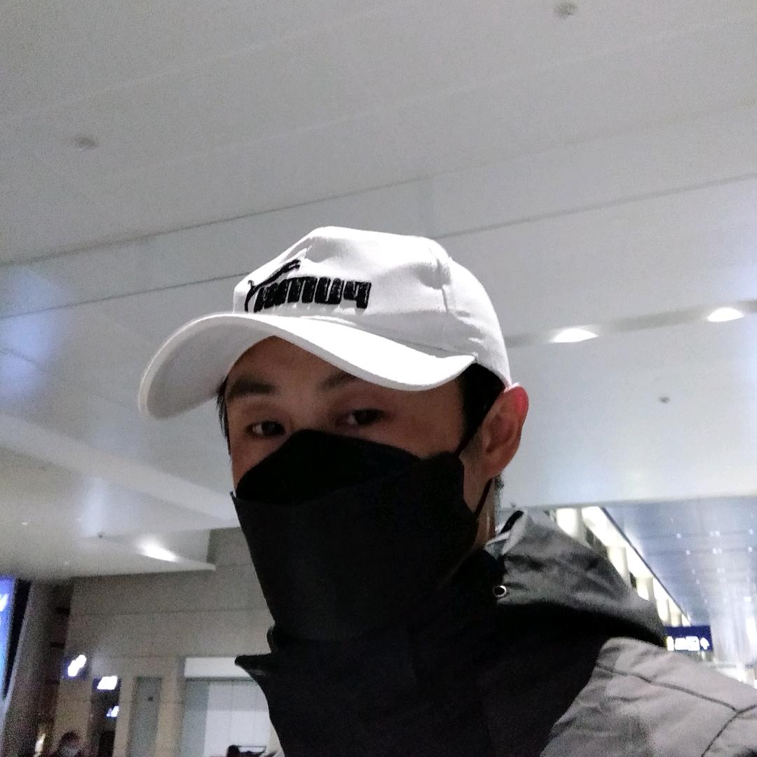 明天不一定会更好，但一定会起得更早。