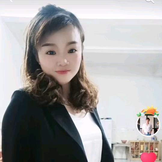潭埠瓷砖批发仓小刘