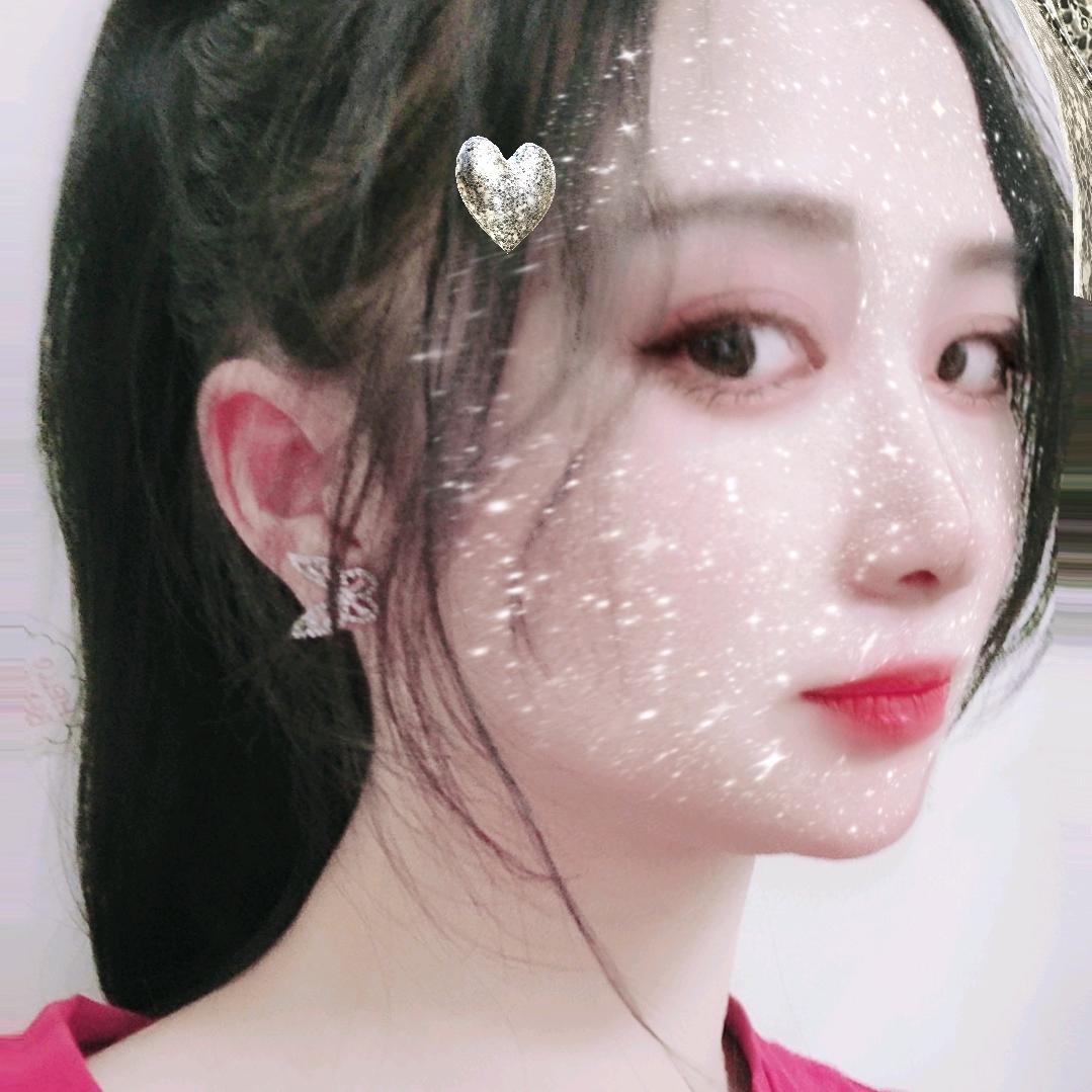 轻轻一笑很倾城