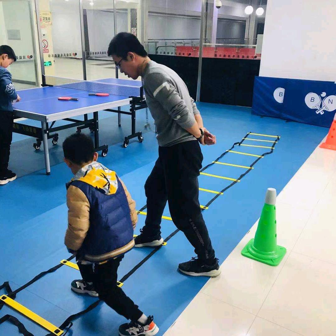 滨能乒乓球小李