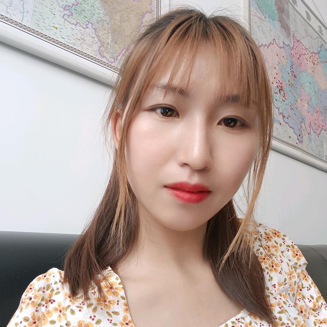 丹江口市依沐裳服饰店