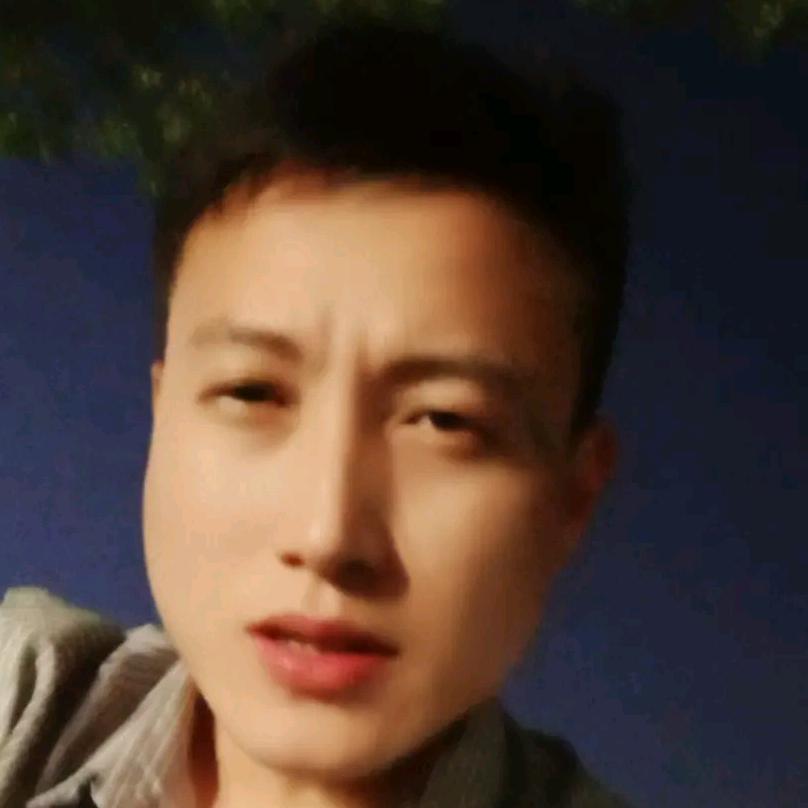 ——下一秒——