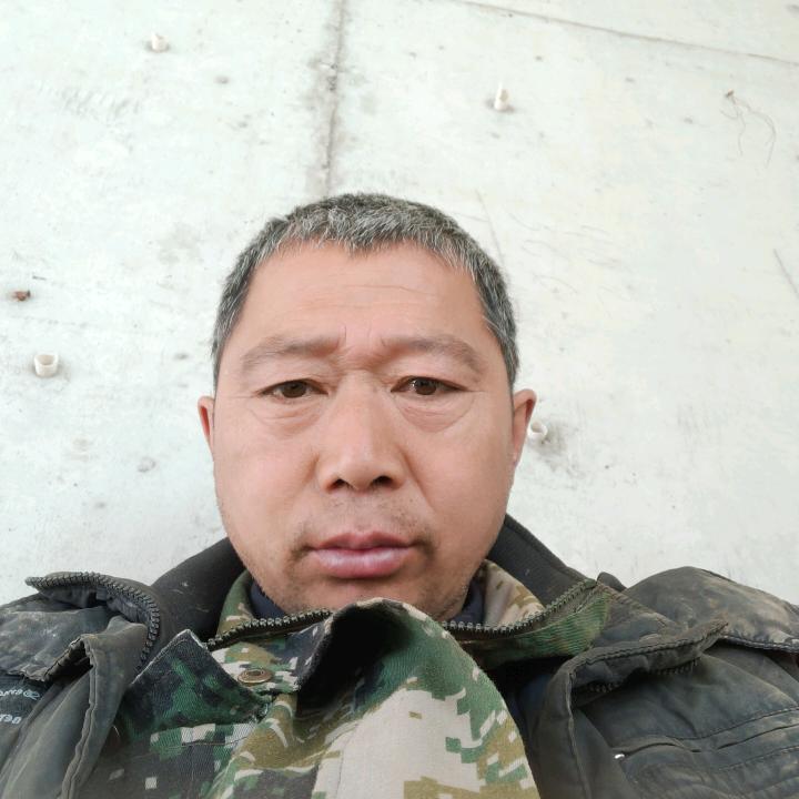 刘展佳