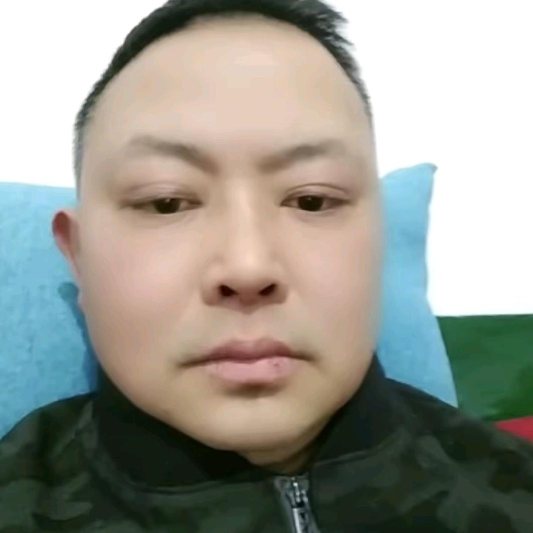 尚显刚