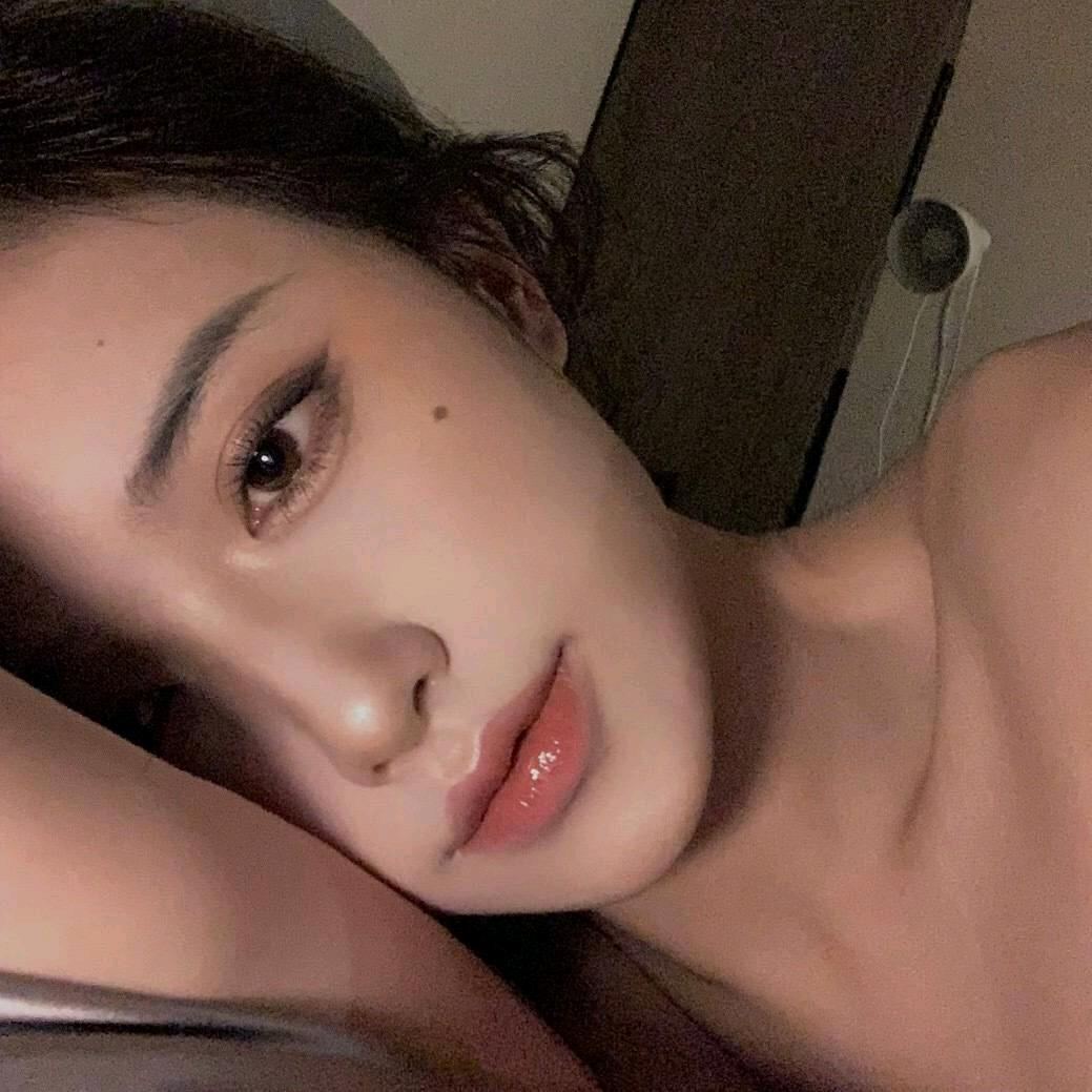 三