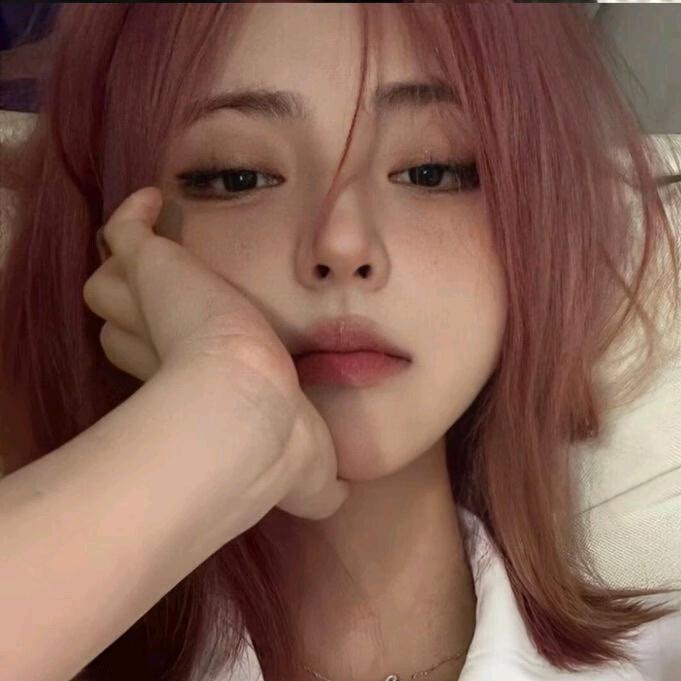 没故事的女同学