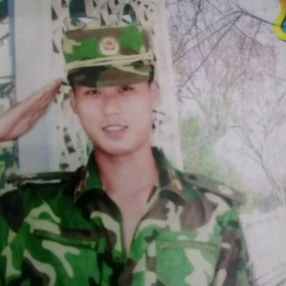 我不是个稻草人